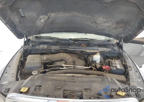 2010 Dodge Ram 1500 Slt/Sport/Trx z USA, uszkodzony, nr VIN 1D7RV1CT3AS239204